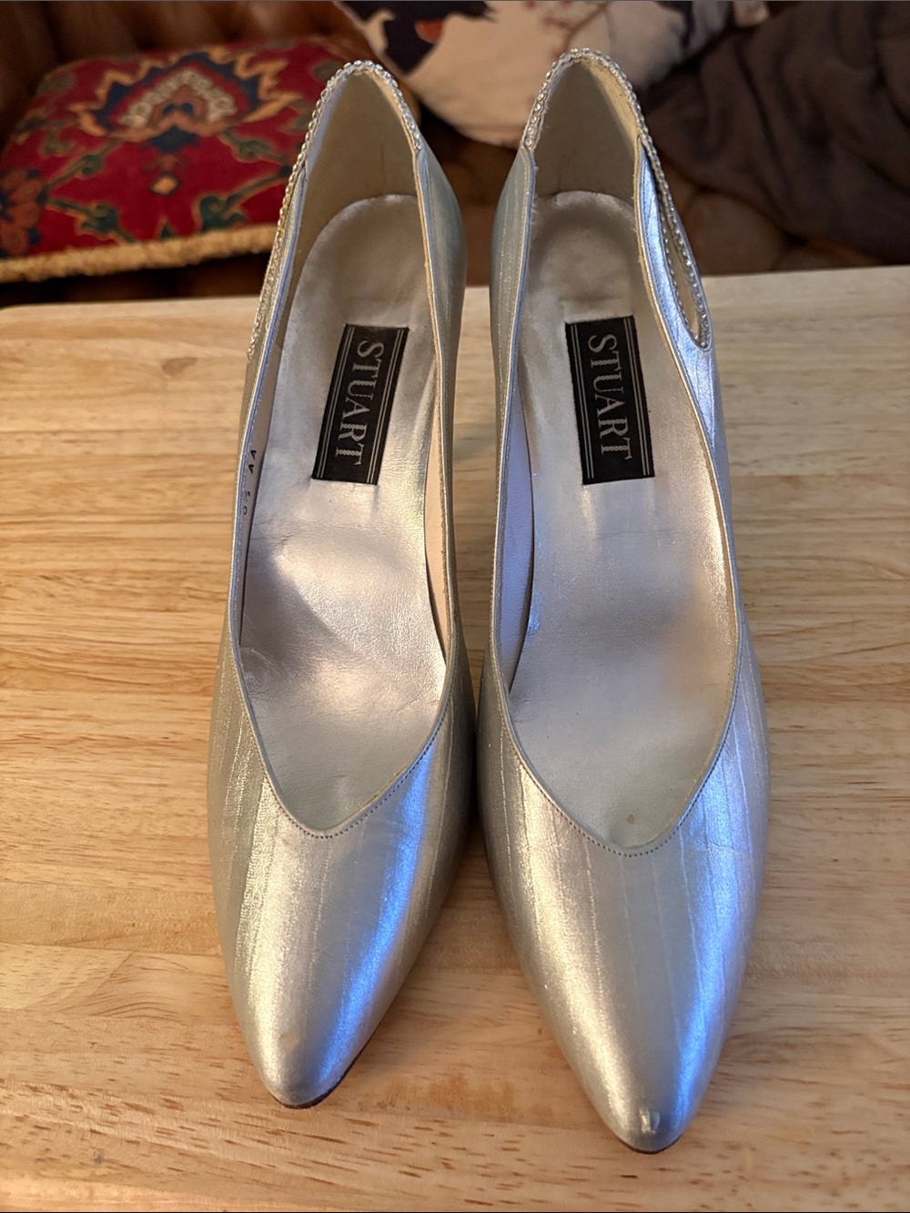 Vintage Stuart Weitzman Silver Metallic Pointed-Toe Pumps - Women's Size 8.5 AA